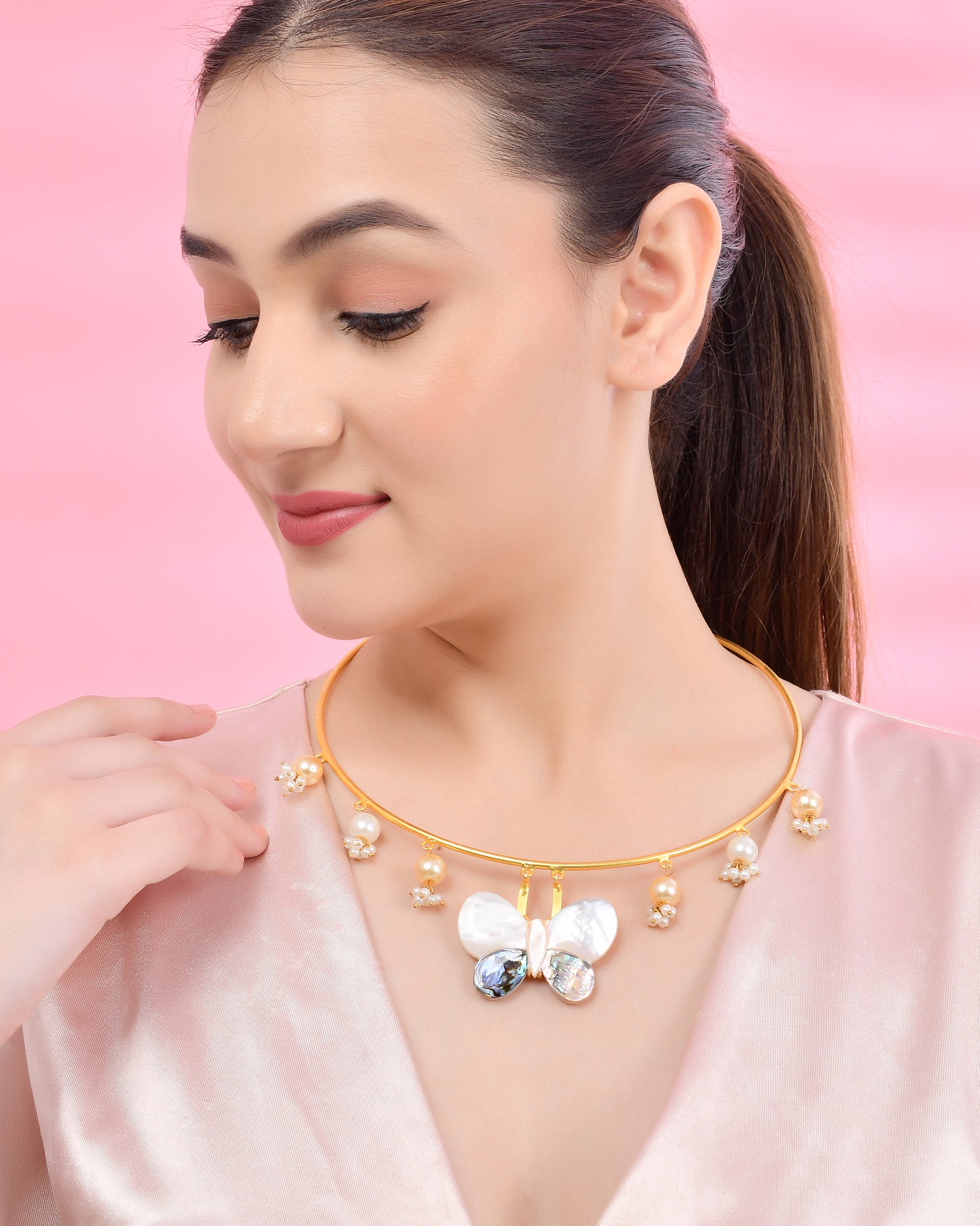 BUTTERFLY ALL AROUND HASLI